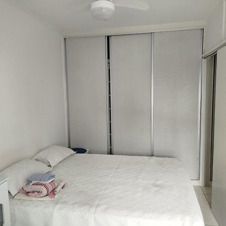 Apartamento Na Enseada Гуаружа Екстер'єр фото