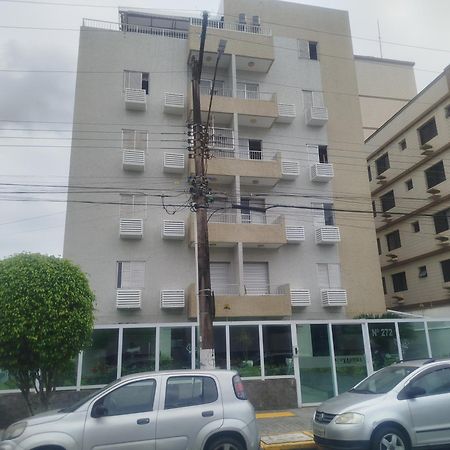 Apartamento Na Enseada Гуаружа Екстер'єр фото